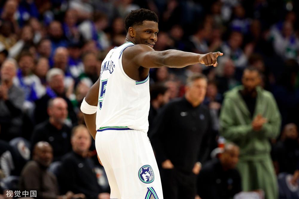 他们不仅观 他们不仅观