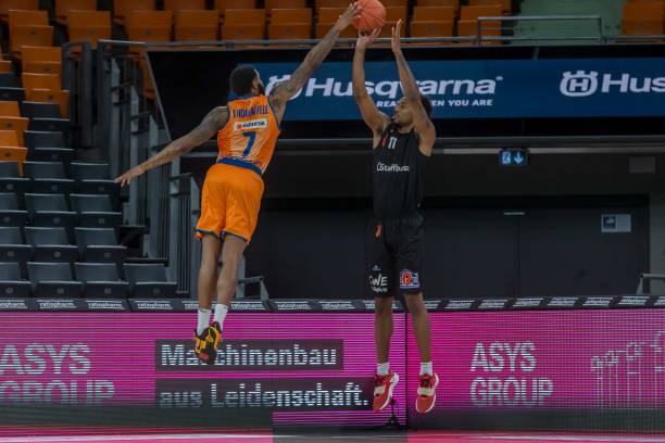 足球比赛瞬 足球比赛瞬