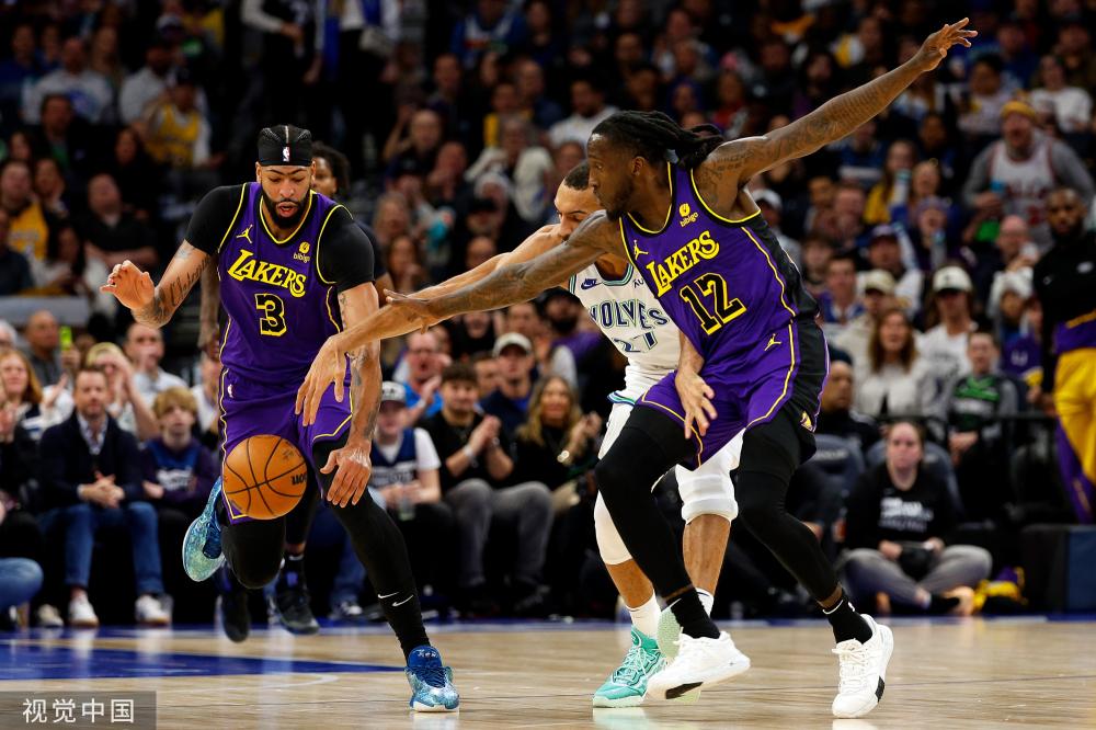 点对决中 点对决中