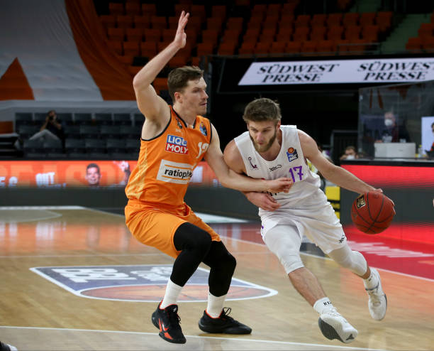 和管理层需 和管理层需